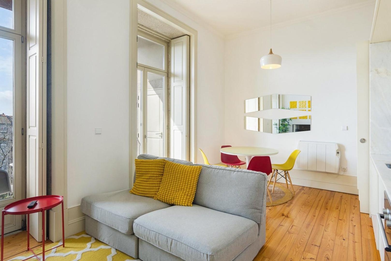 Guestready - Urban Oasis With Private Balcony Apartment Порто Екстериор снимка